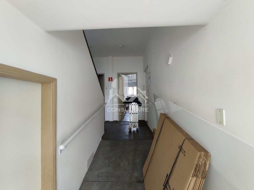 Casa para alugar com 1 quarto, 340m² - Foto 28