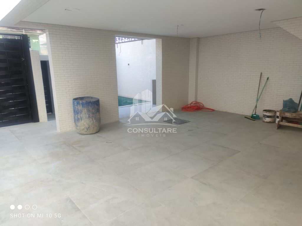 Casa à venda com 2 quartos, 100m² - Foto 4