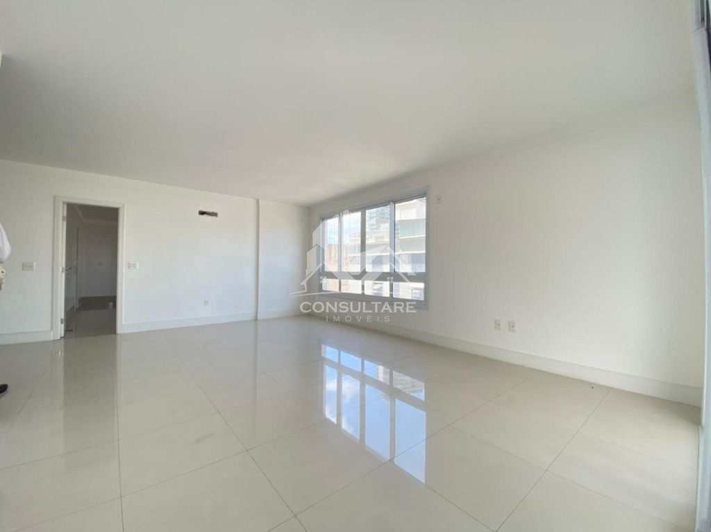 Apartamento para alugar com 4 quartos, 230m² - Foto 8