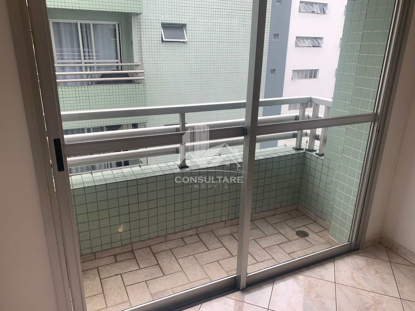 Apartamento à venda com 2 quartos, 90m² - Foto 8