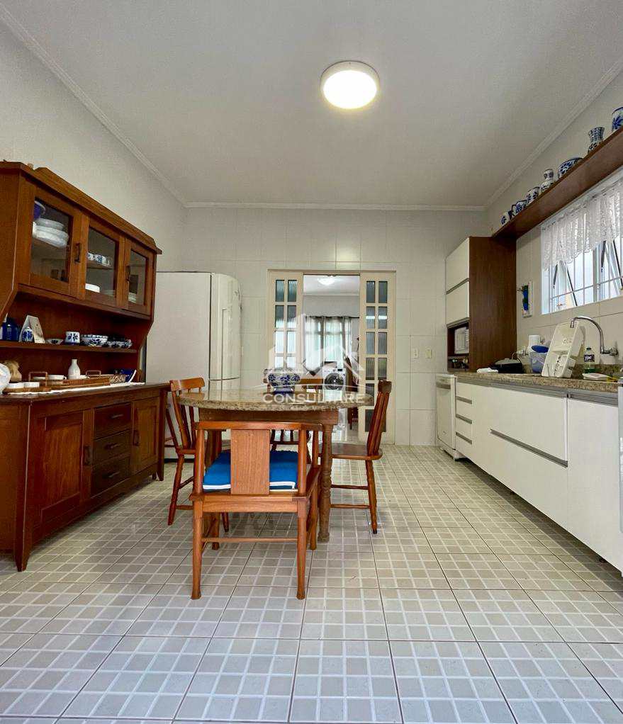 Casa à venda com 3 quartos, 172m² - Foto 16