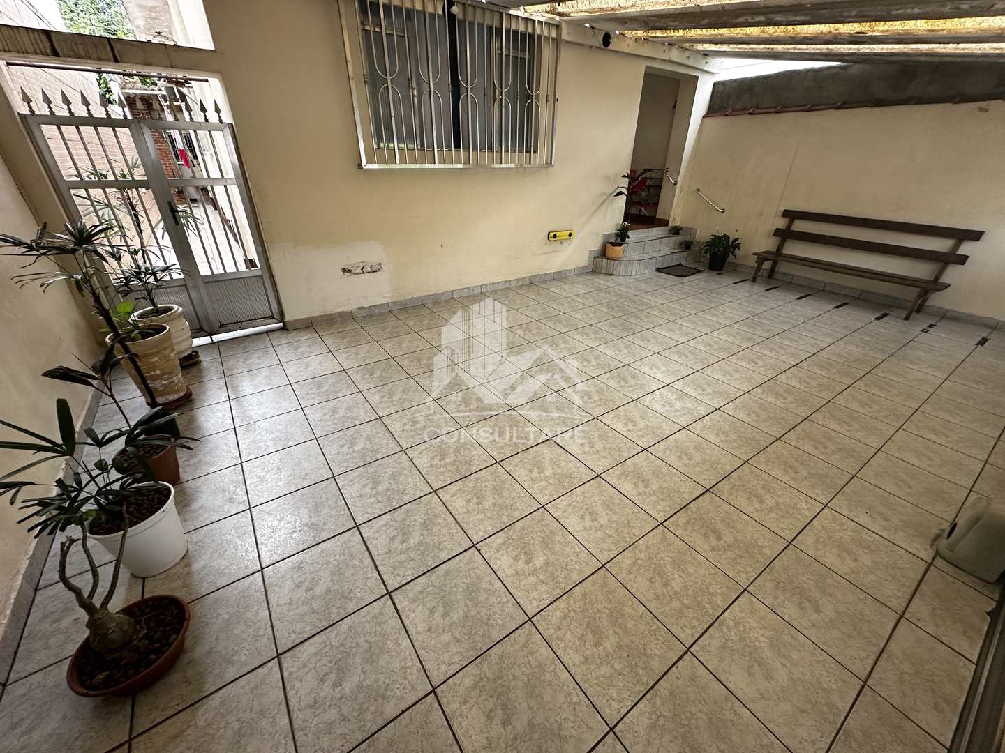 Casa à venda com 2 quartos, 192m² - Foto 2