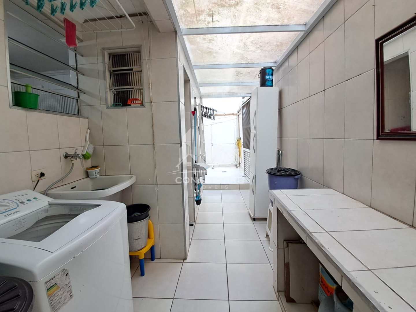 Apartamento à venda com 2 quartos, 70m² - Foto 13