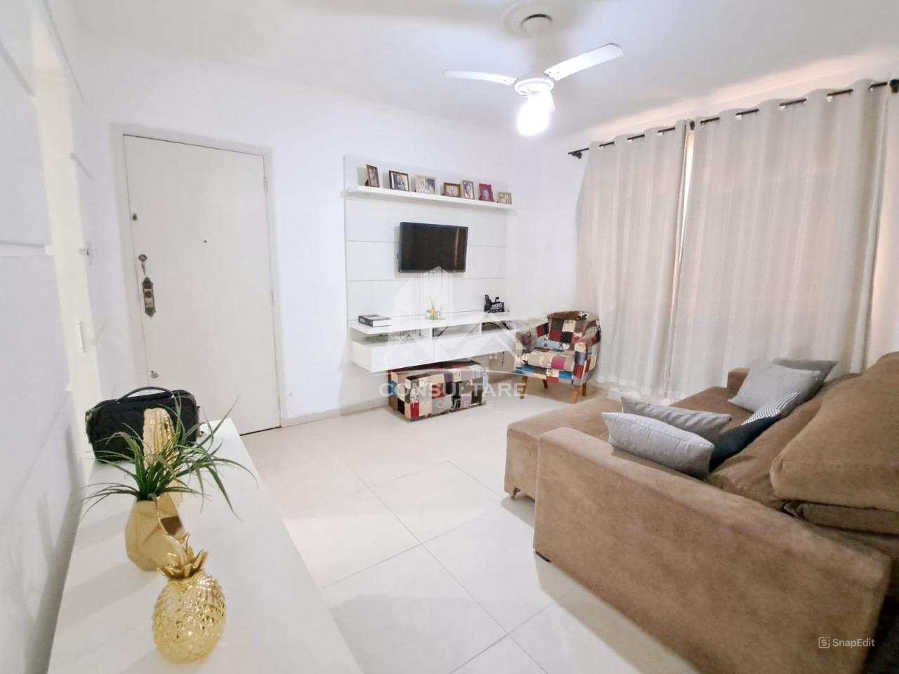 Apartamento à venda com 2 quartos, 70m² - Foto 2