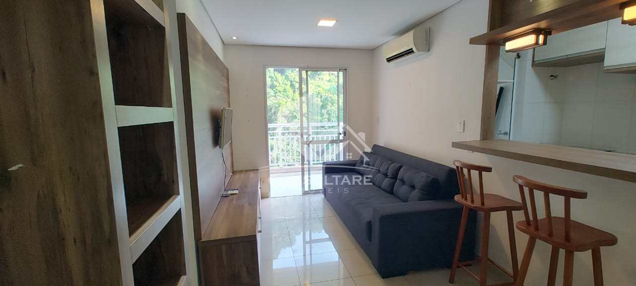 Apartamento à venda com 2 quartos, 62m² - Foto 3