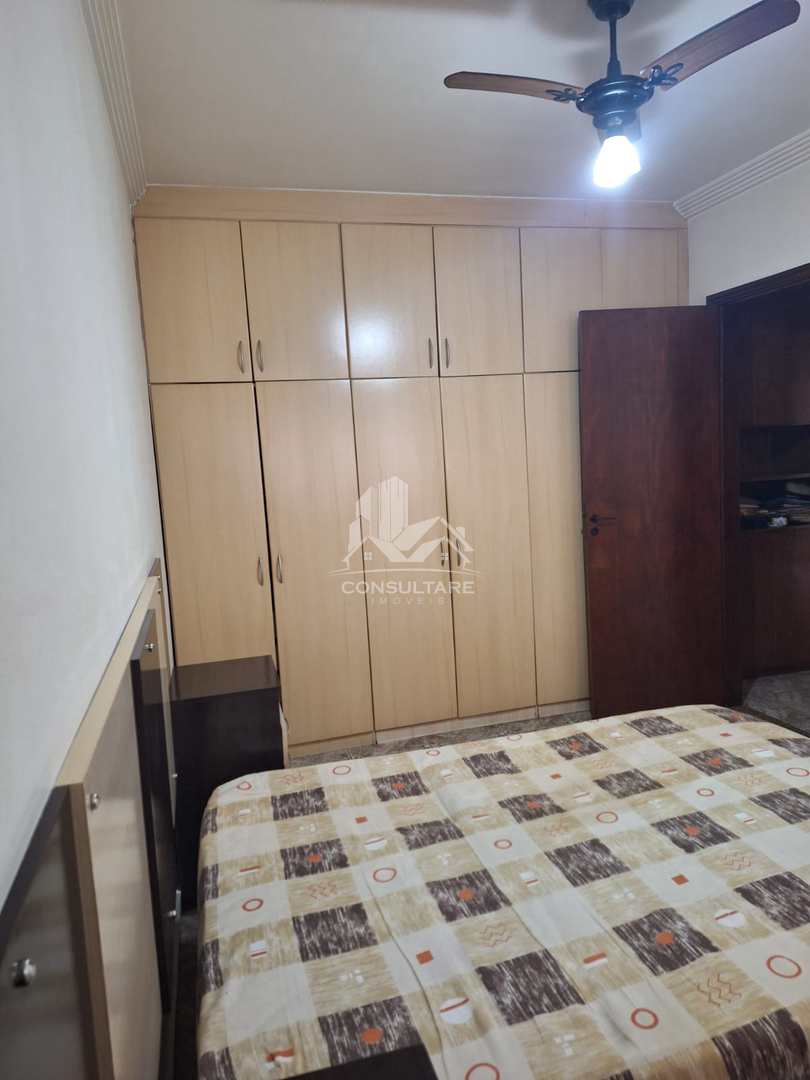 Apartamento à venda com 1 quarto, 50m² - Foto 2