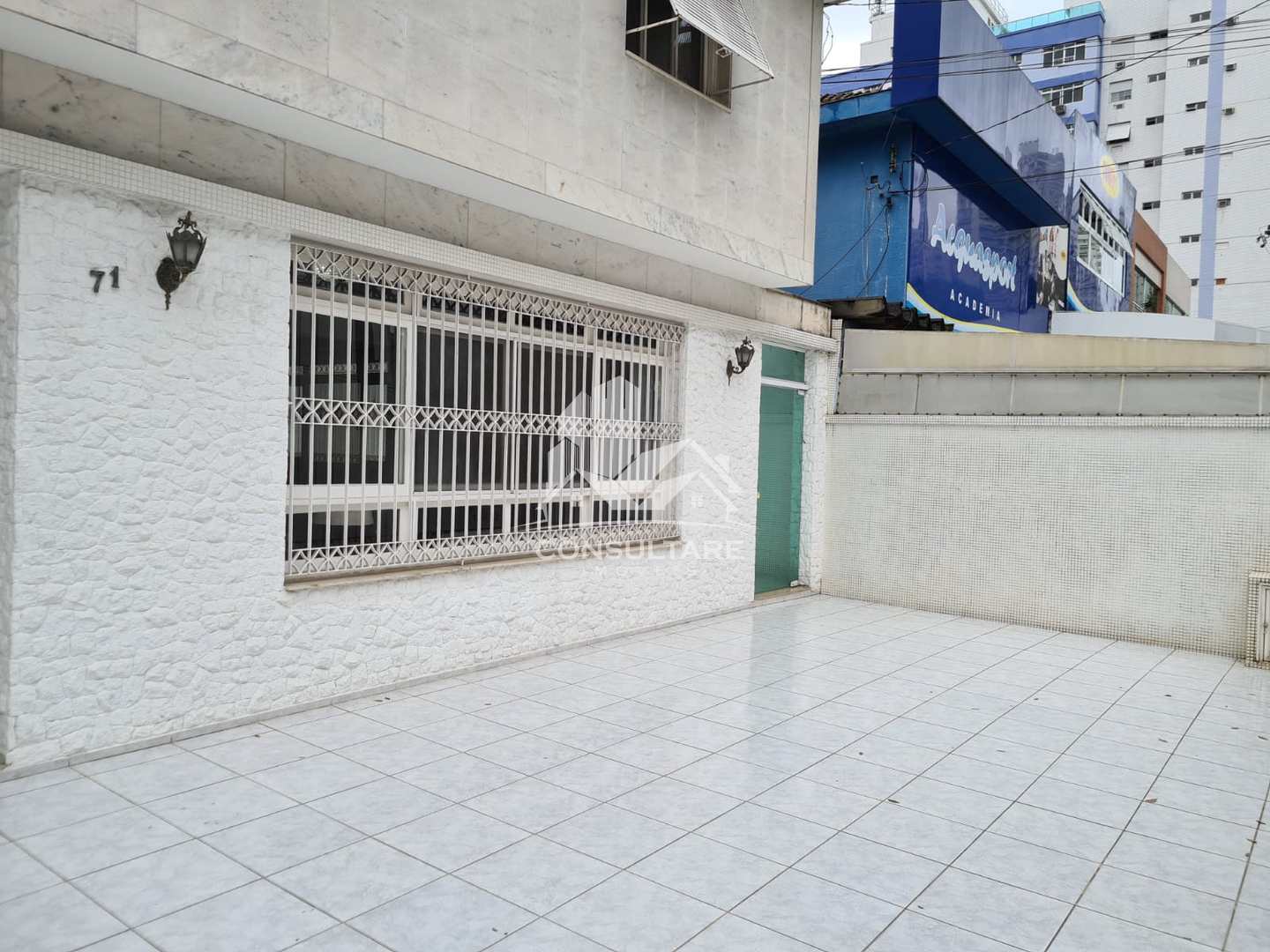 Casa à venda com 4 quartos, 285m² - Foto 2