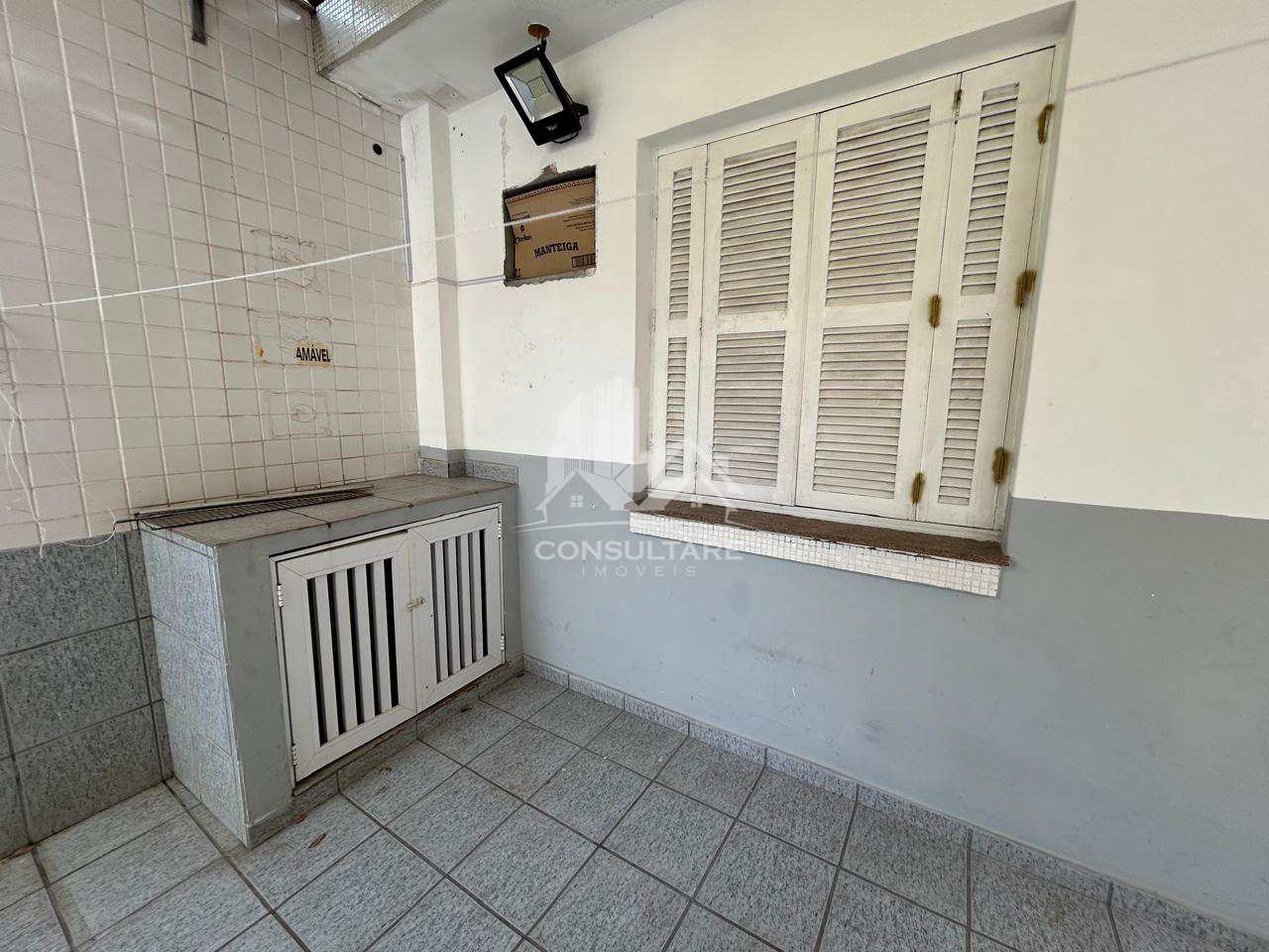 Casa para alugar com 5 quartos, 220m² - Foto 17