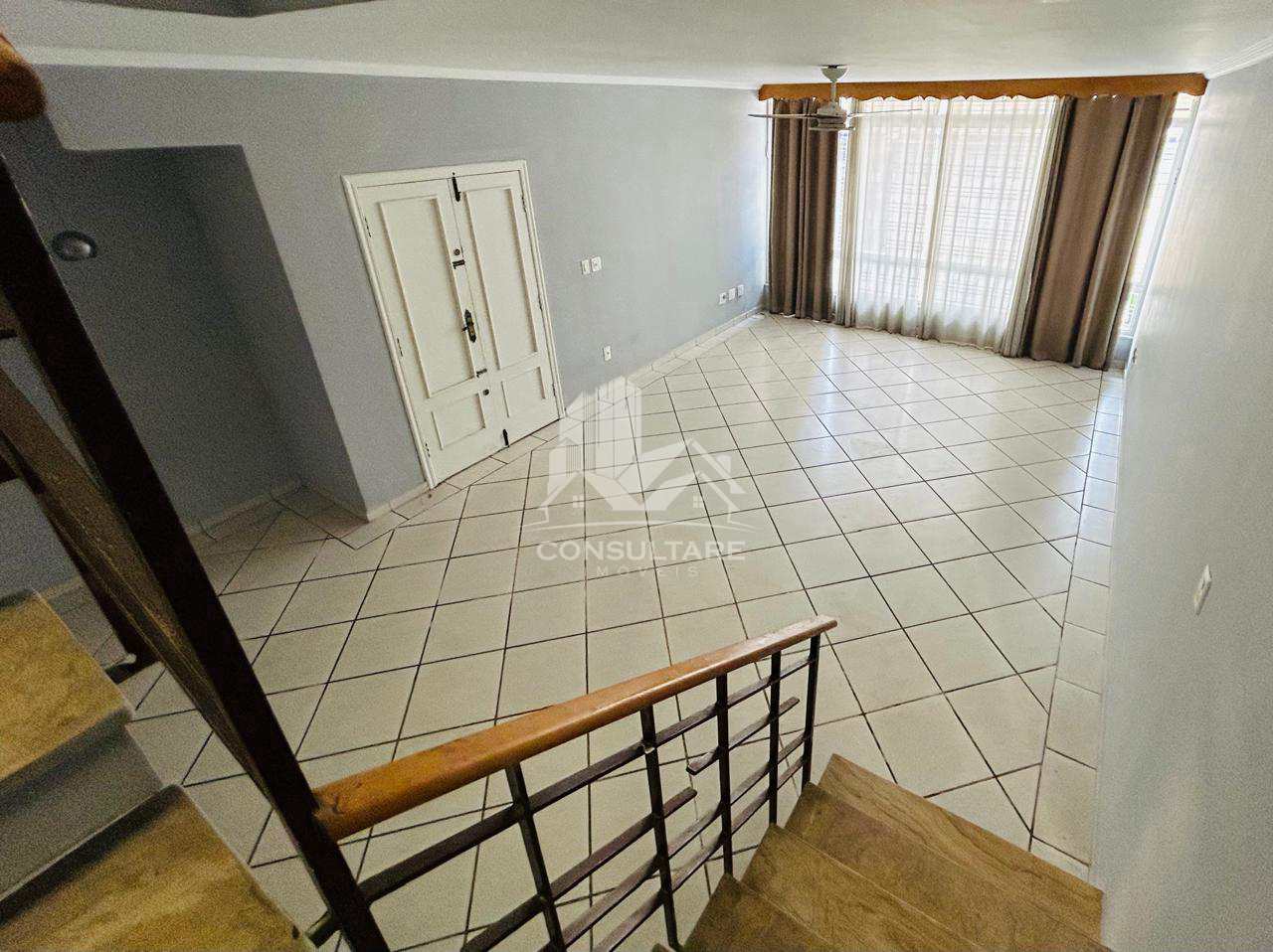 Casa para alugar com 5 quartos, 220m² - Foto 32