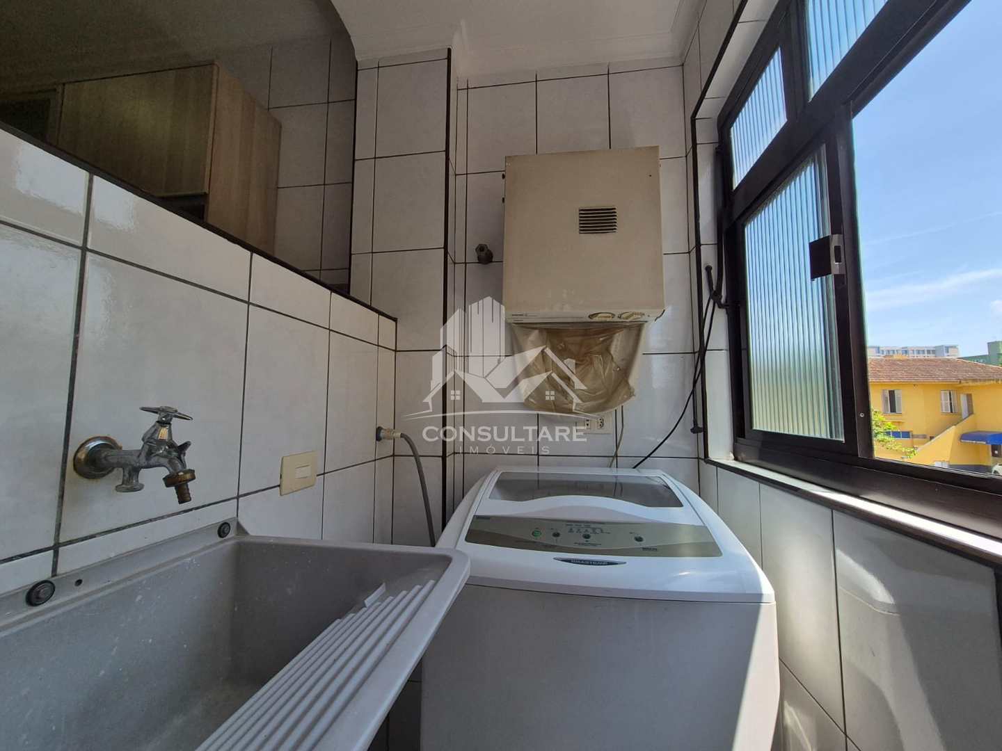 Apartamento à venda com 2 quartos, 64m² - Foto 30