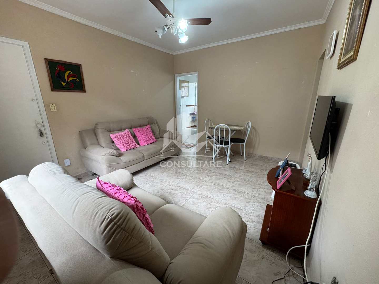 Apartamento à venda com 2 quartos, 70m² - Foto 3