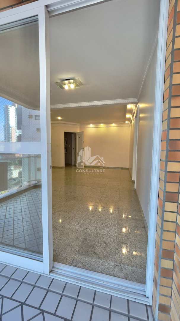 Apartamento para alugar com 3 quartos, 116m² - Foto 2