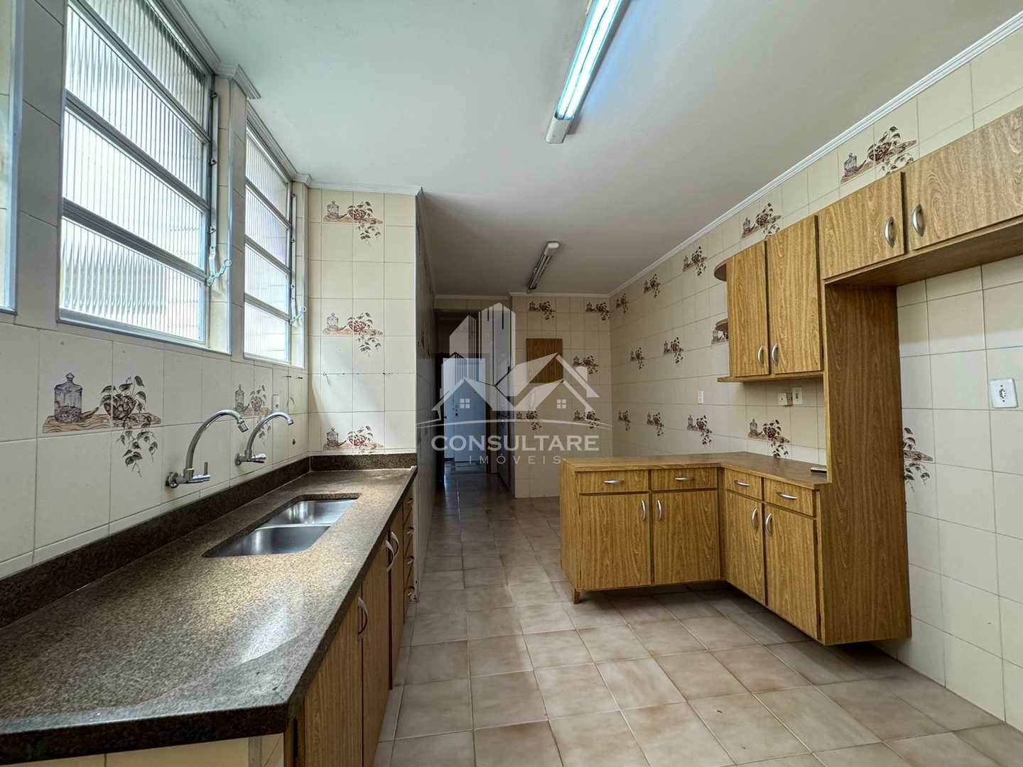 Apartamento para alugar com 3 quartos, 182m² - Foto 12