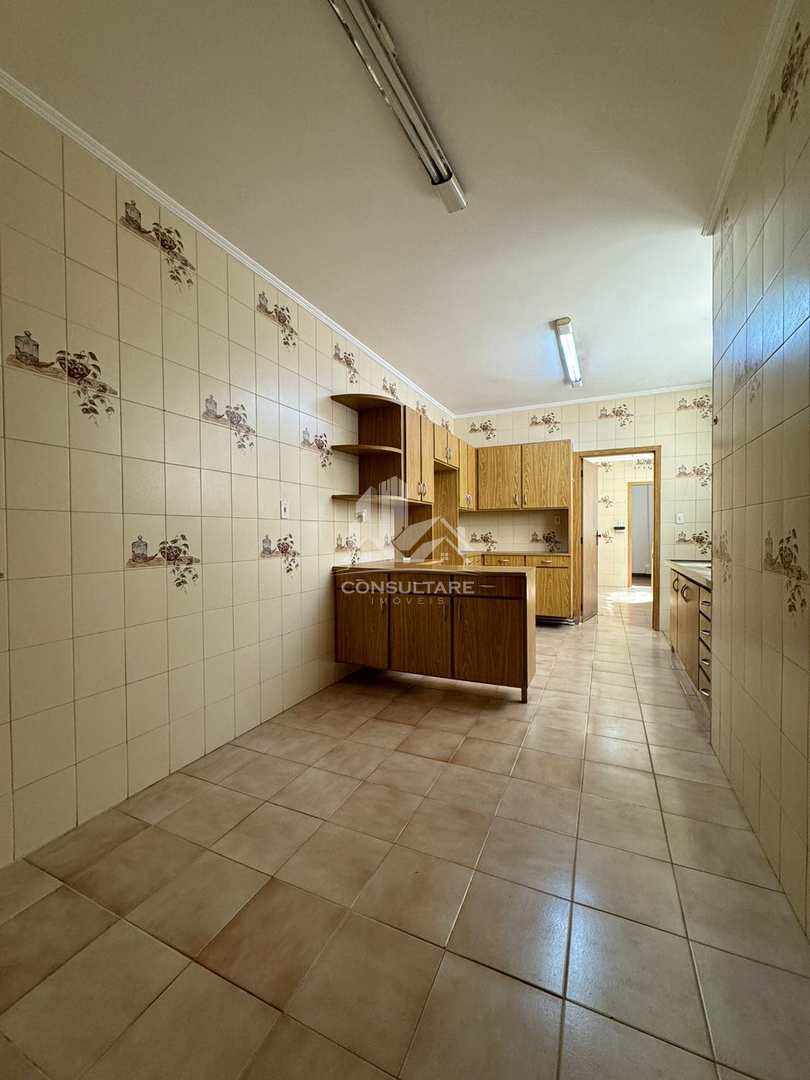 Apartamento para alugar com 3 quartos, 182m² - Foto 9