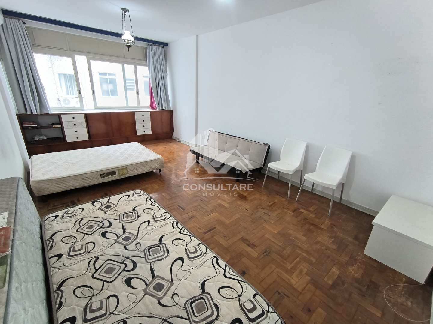 Apartamento à venda com 1 quarto, 42m² - Foto 1