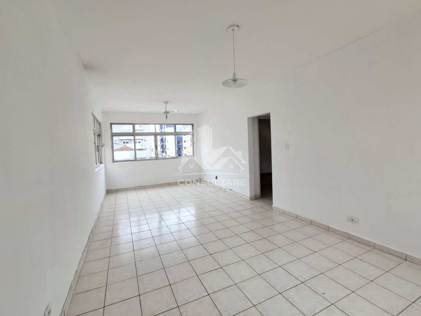 Apartamento à venda com 2 quartos, 110m² - Foto 2