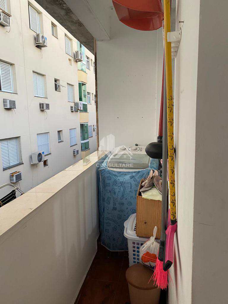 Apartamento à venda com 2 quartos, 67m² - Foto 13