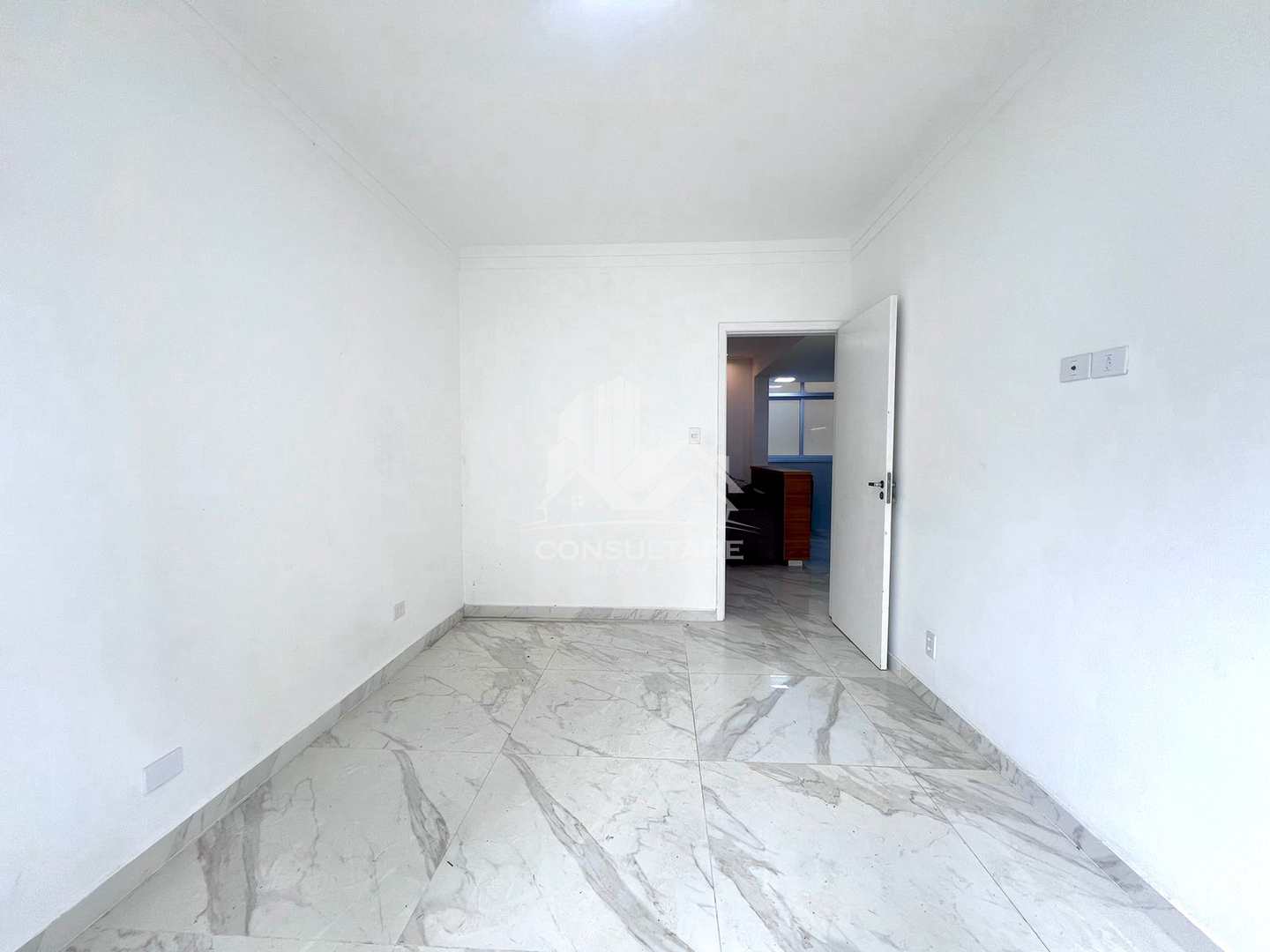 Apartamento à venda com 2 quartos, 65m² - Foto 12