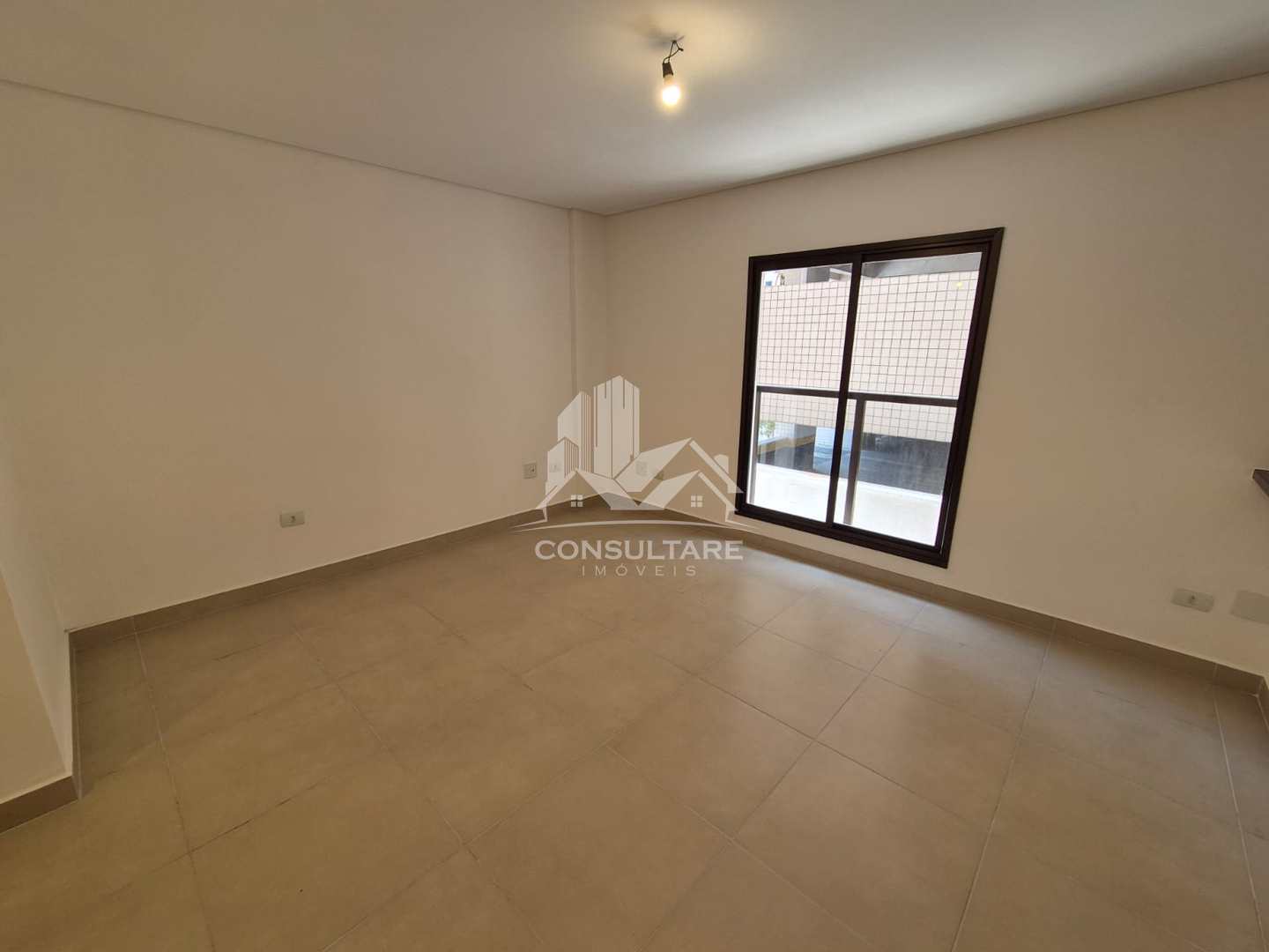 Casa à venda com 3 quartos, 143m² - Foto 1