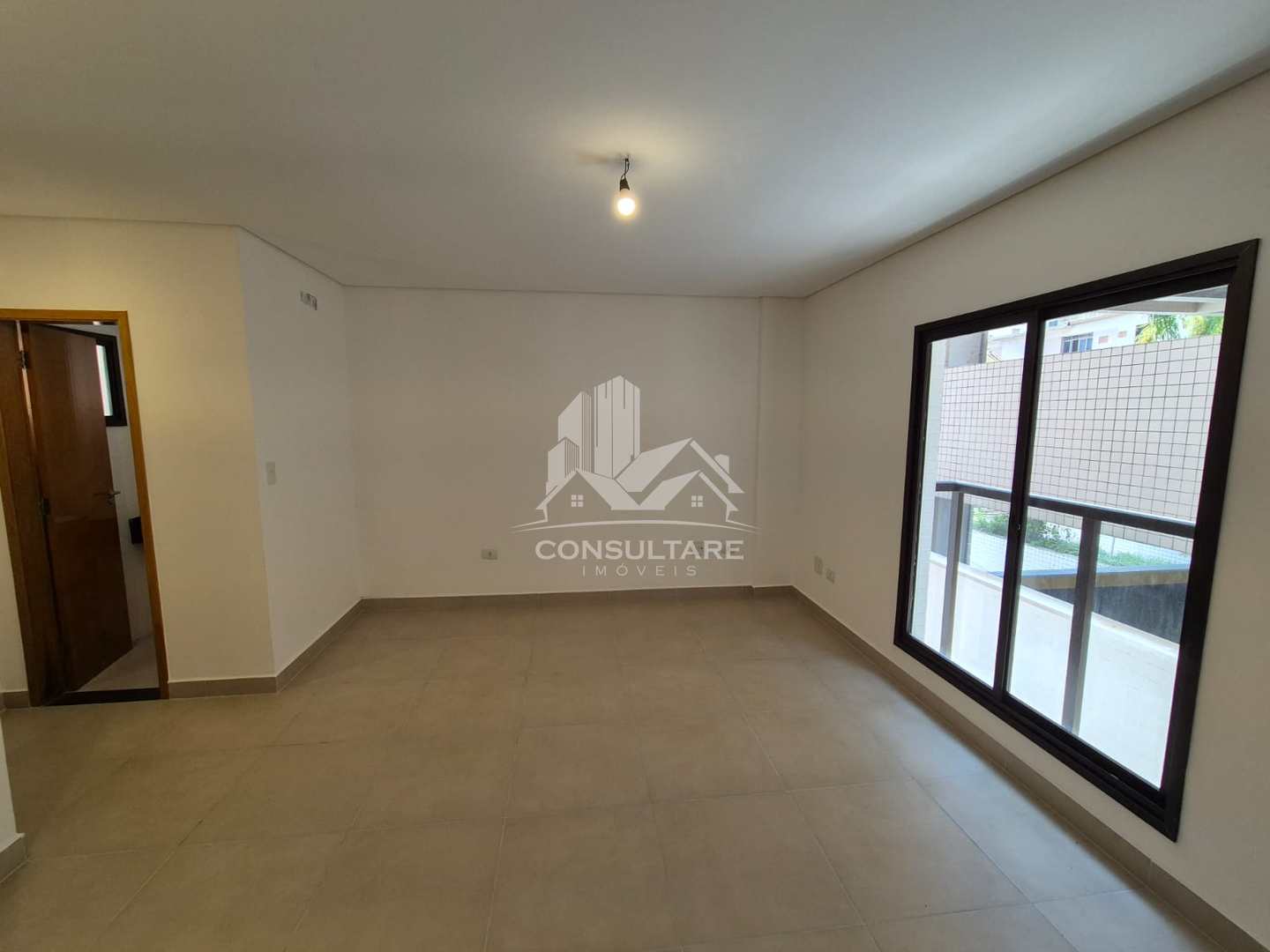 Casa à venda com 3 quartos, 143m² - Foto 2