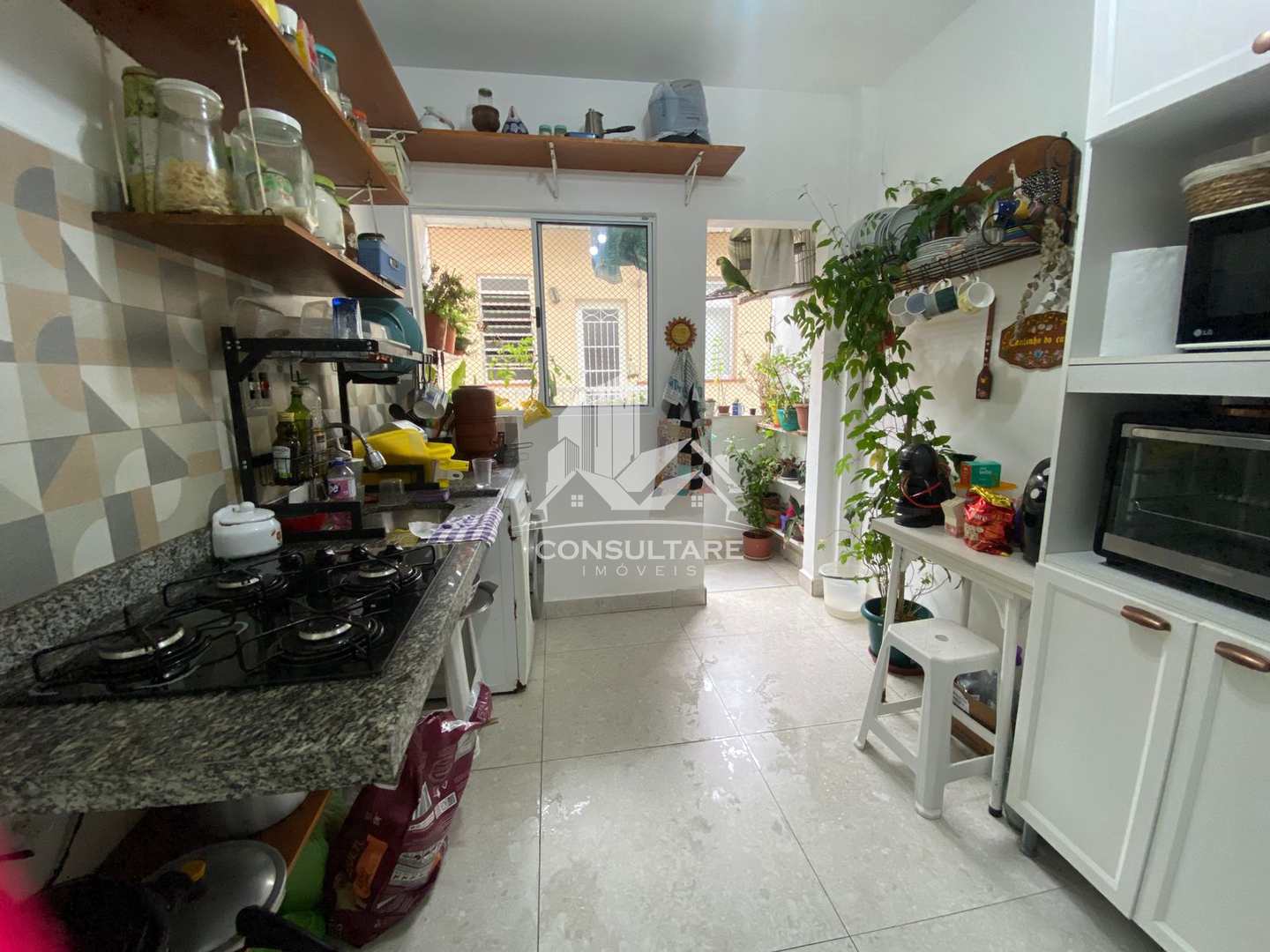 Apartamento à venda com 2 quartos, 75m² - Foto 25