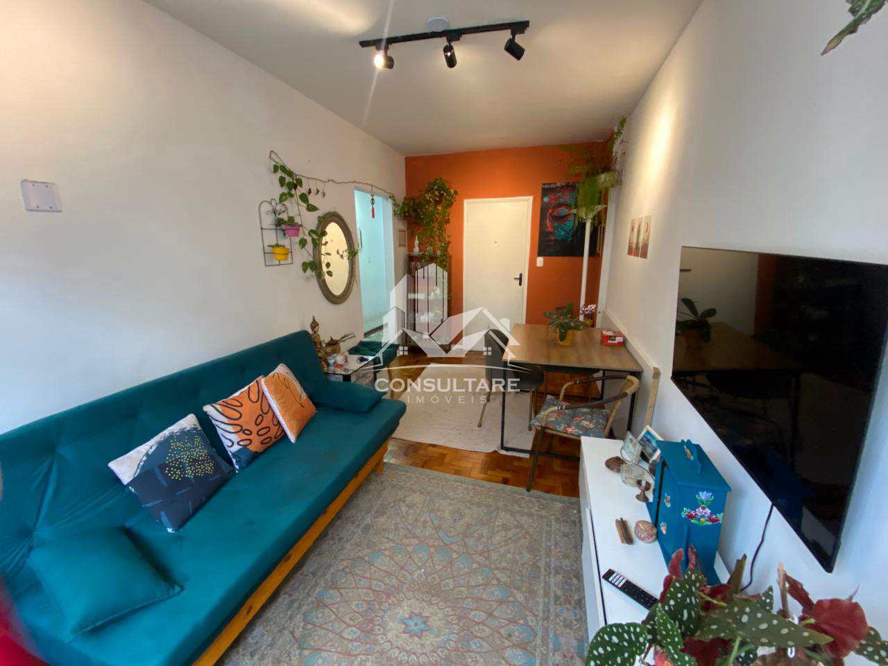 Apartamento à venda com 2 quartos, 75m² - Foto 2