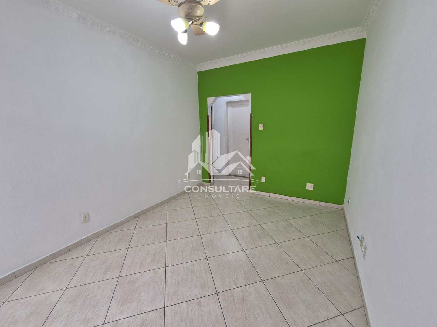 Apartamento à venda com 2 quartos, 64m² - Foto 4