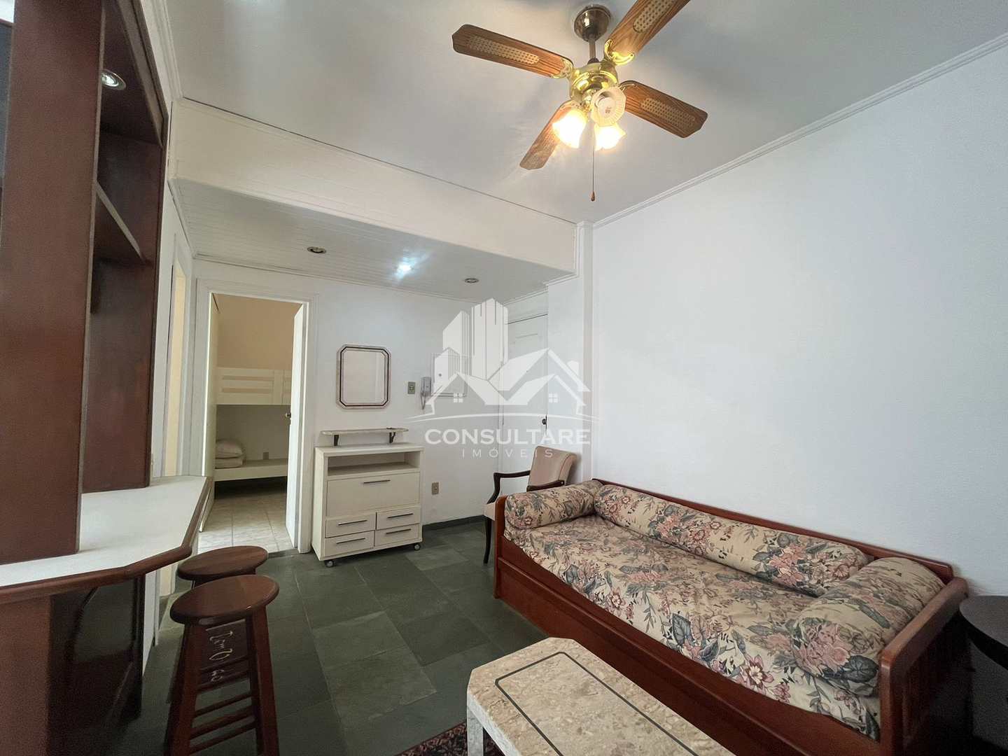 Apartamento à venda com 2 quartos, 70m² - Foto 4