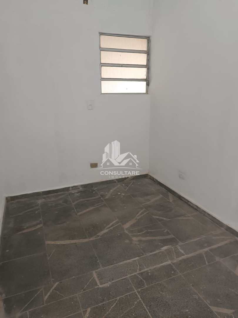 Casa para alugar com 3 quartos, 400m² - Foto 26