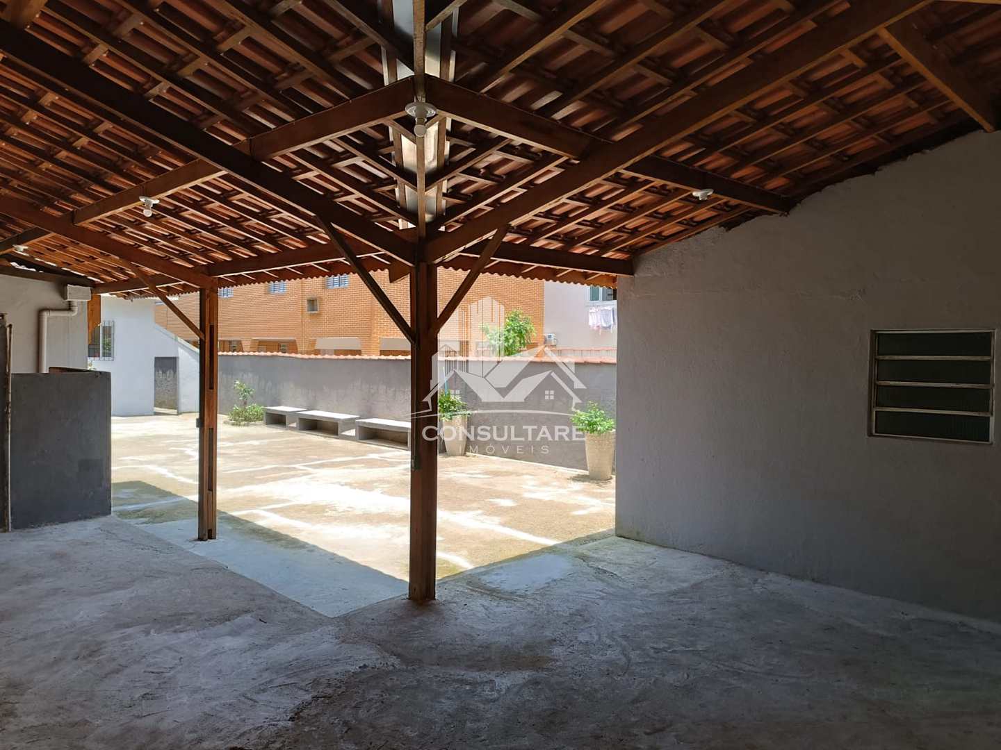 Casa para alugar com 3 quartos, 400m² - Foto 16