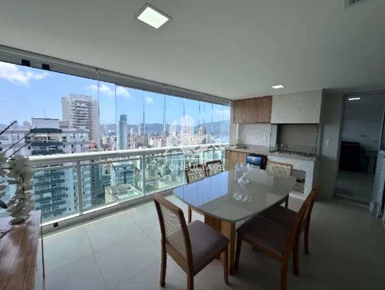 Apartamento para alugar com 3 quartos, 151m² - Foto 2