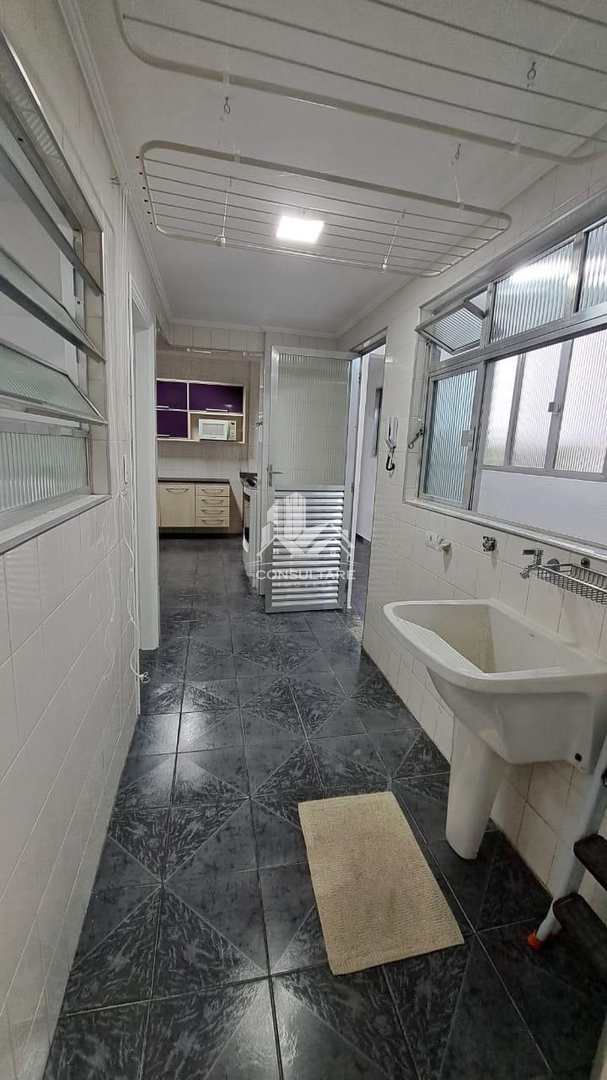 Apartamento para alugar com 3 quartos, 170m² - Foto 29