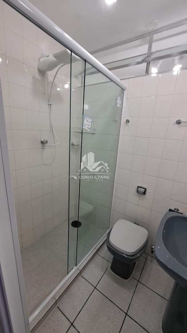 Apartamento para alugar com 3 quartos, 170m² - Foto 17