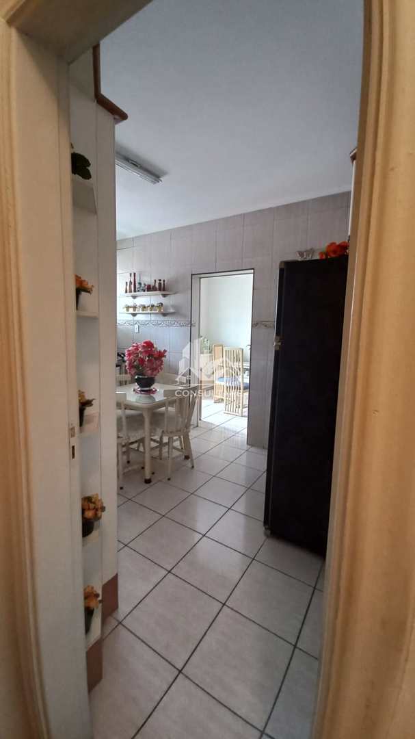 Apartamento à venda com 3 quartos, 130m² - Foto 25