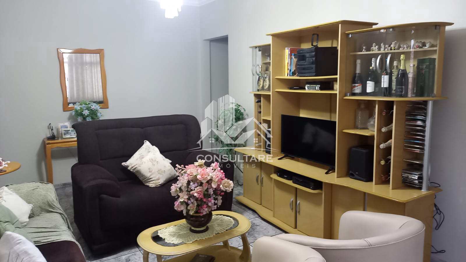 Apartamento à venda com 3 quartos, 130m² - Foto 2