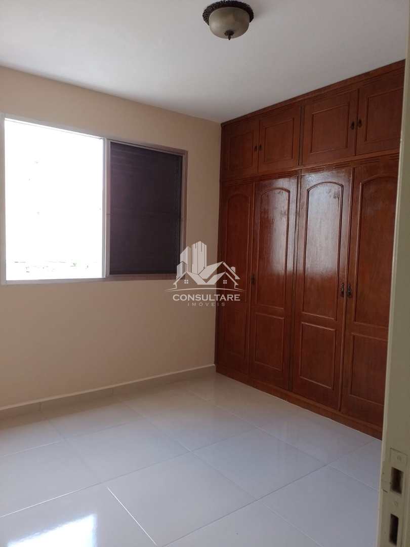 Apartamento à venda com 2 quartos, 79m² - Foto 8