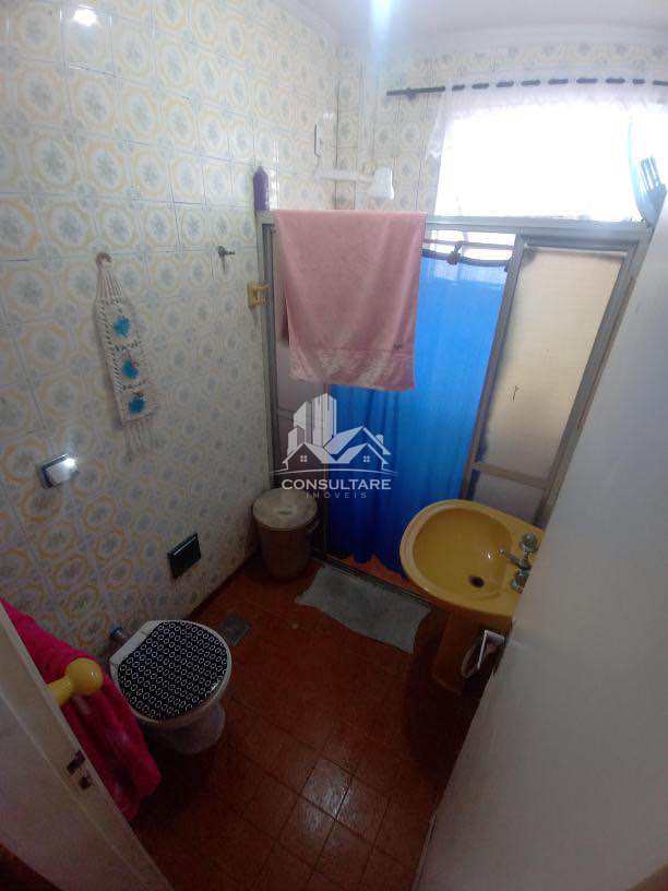 Apartamento à venda com 2 quartos, 75m² - Foto 17