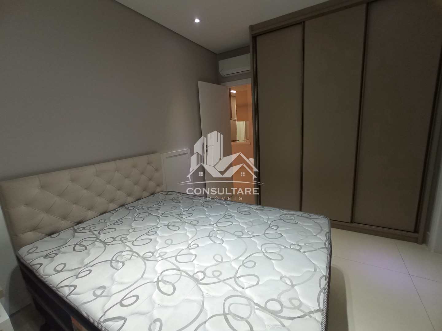 Apartamento para alugar com 2 quartos, 106m² - Foto 17