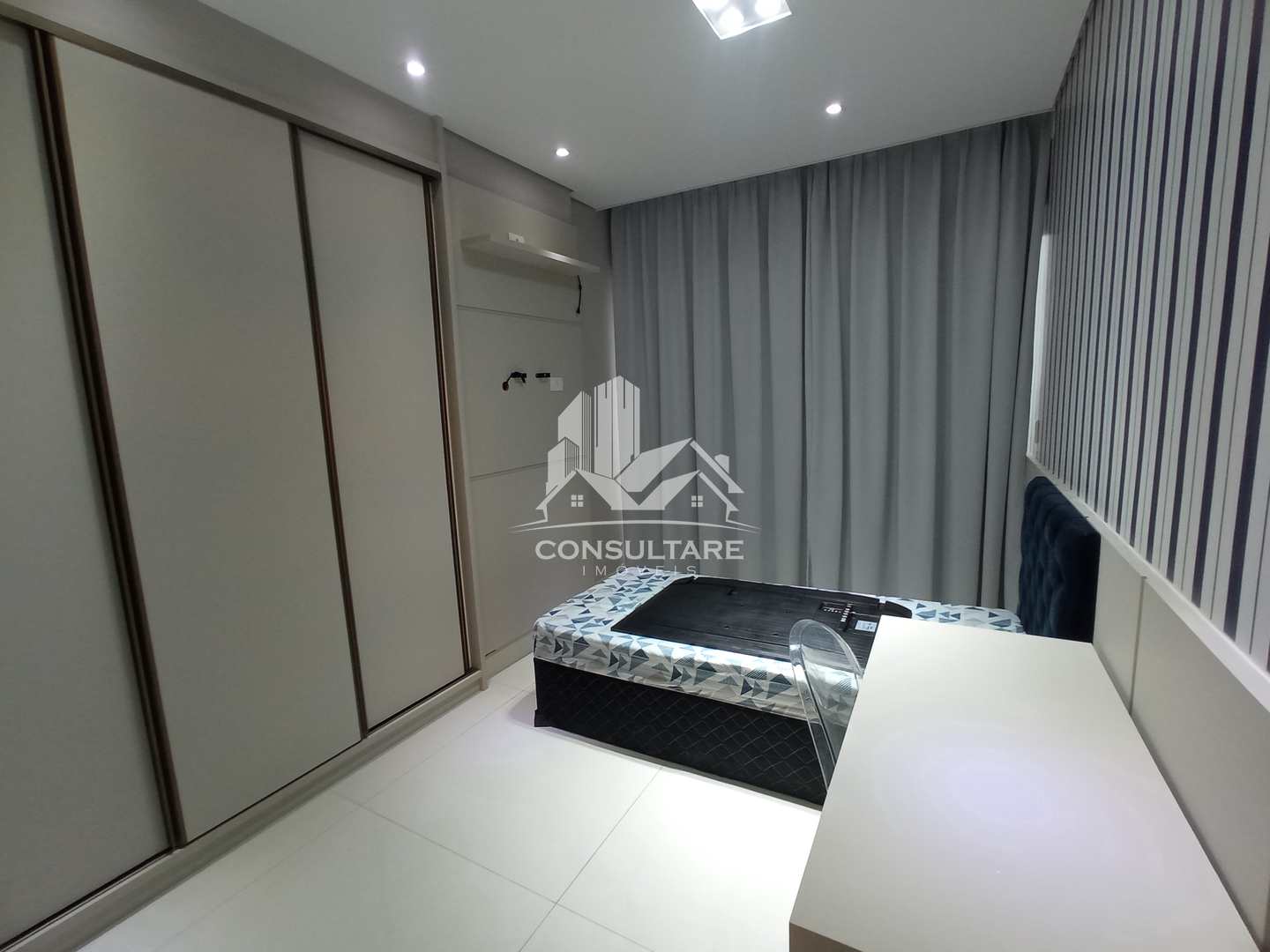 Apartamento para alugar com 2 quartos, 106m² - Foto 9