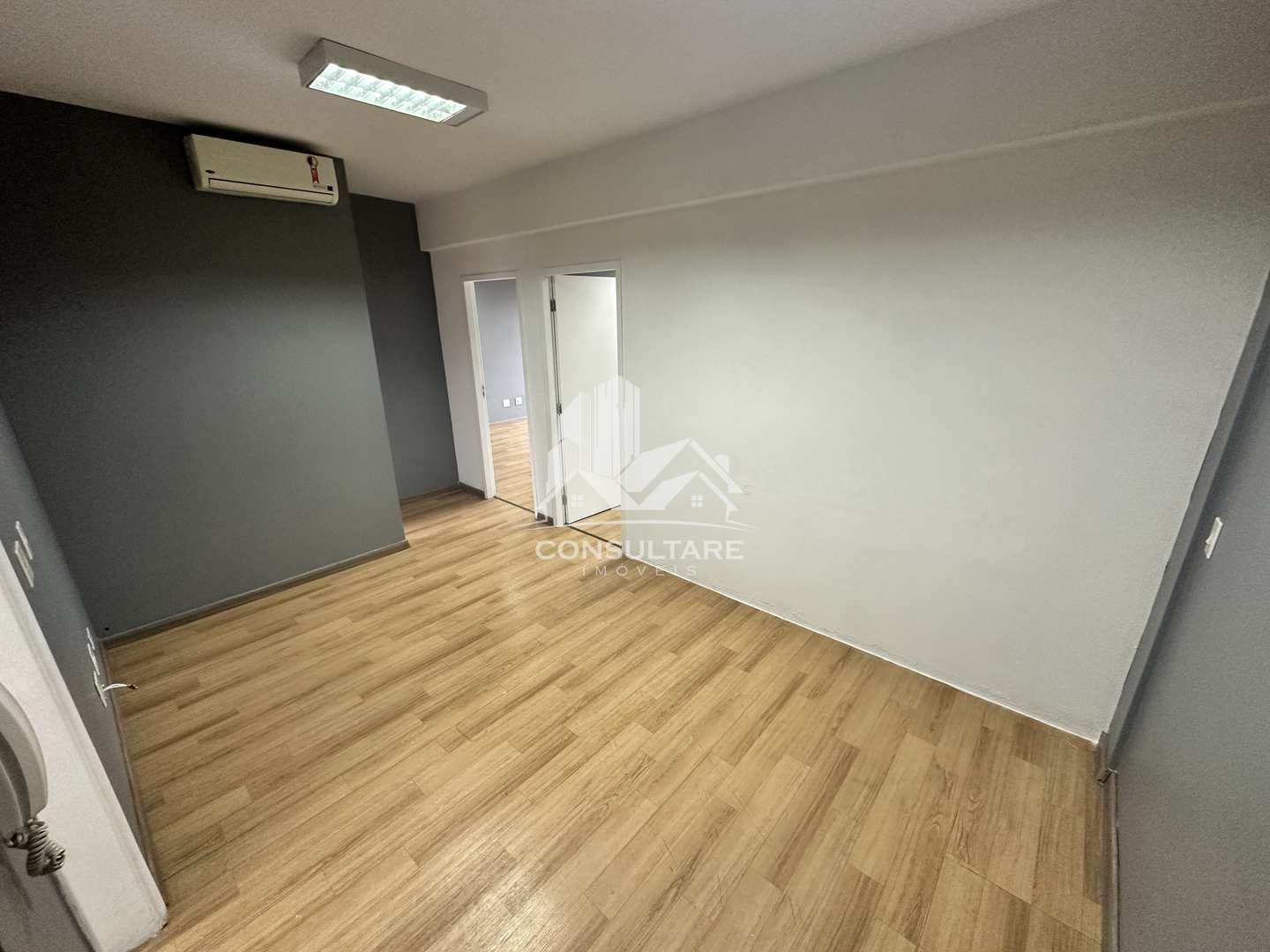 Conjunto Comercial-Sala para alugar, 93m² - Foto 1