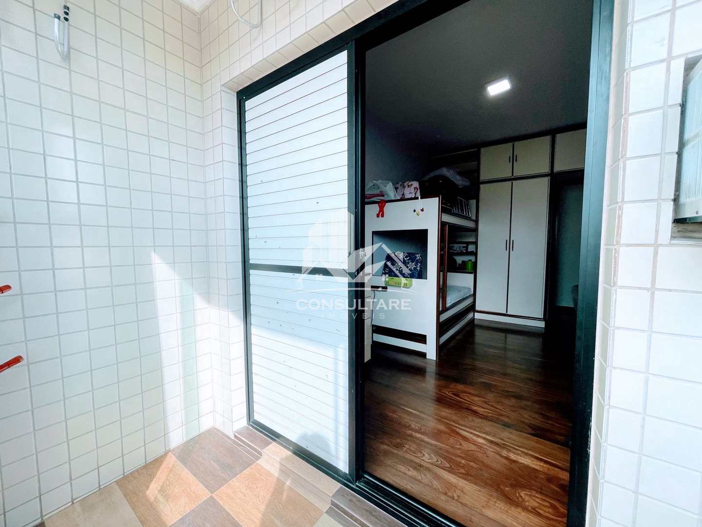 Apartamento à venda com 2 quartos, 95m² - Foto 12