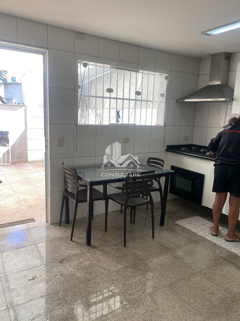 Casa para alugar com 3 quartos, 203m² - Foto 16