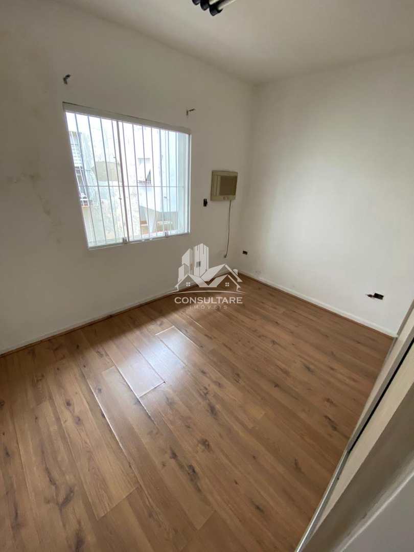 Casa para alugar com 4 quartos, 210m² - Foto 17