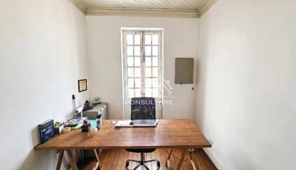 Casa para alugar com 5 quartos, 164m² - Foto 12