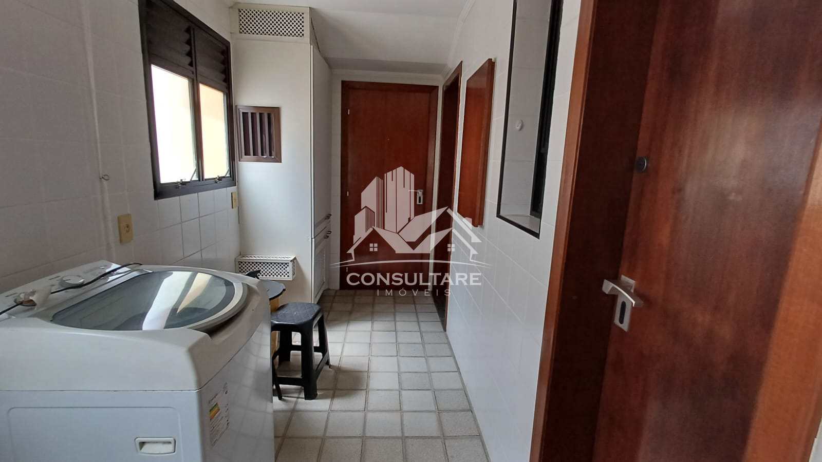 Apartamento para alugar com 4 quartos, 196m² - Foto 33