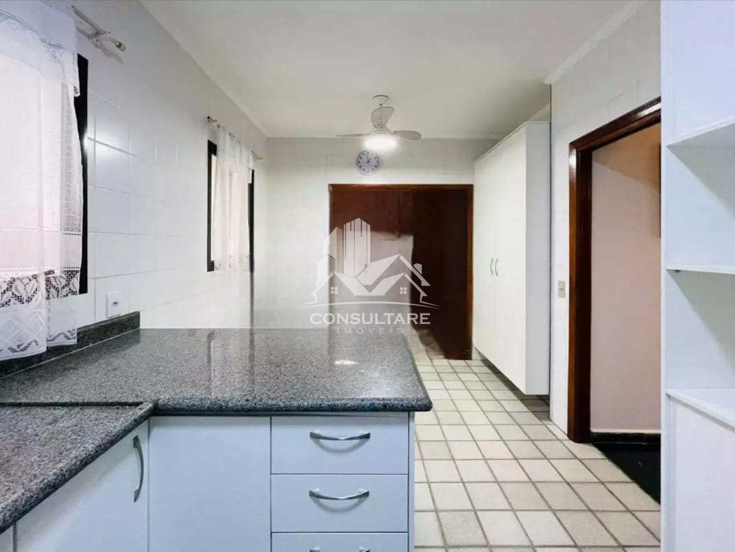 Apartamento para alugar com 4 quartos, 196m² - Foto 31