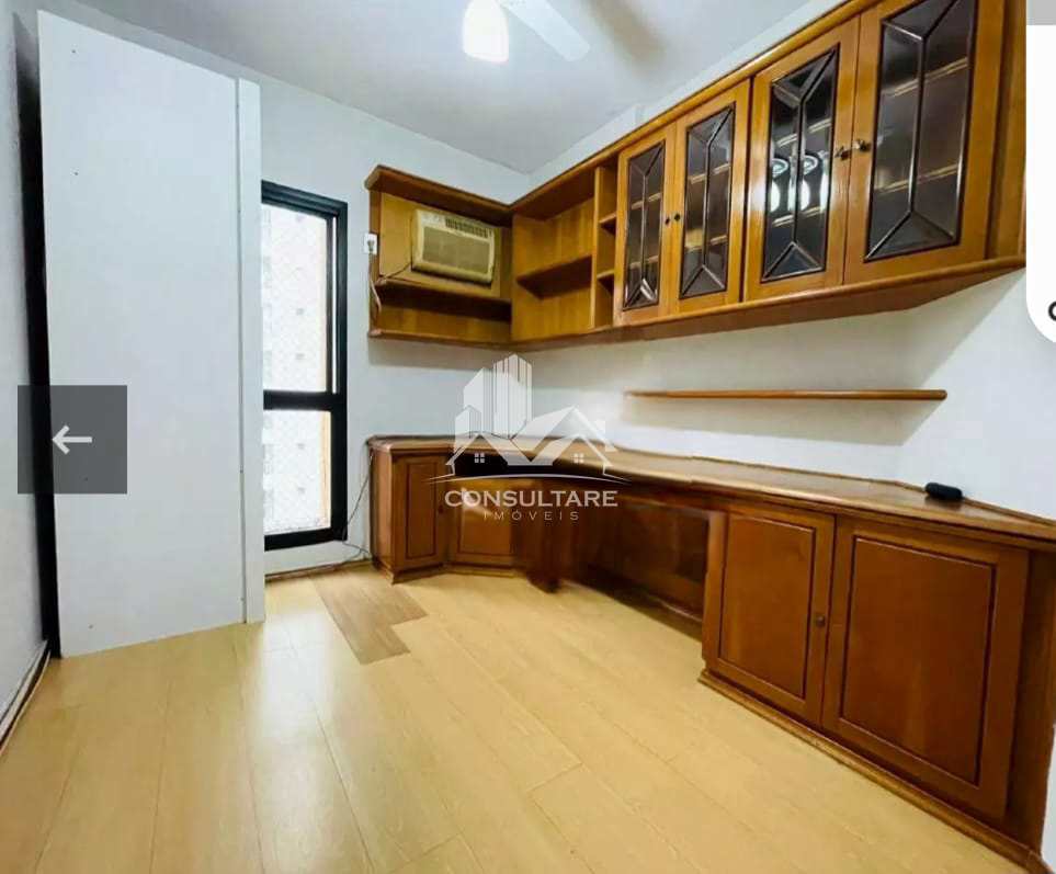 Apartamento para alugar com 4 quartos, 196m² - Foto 18