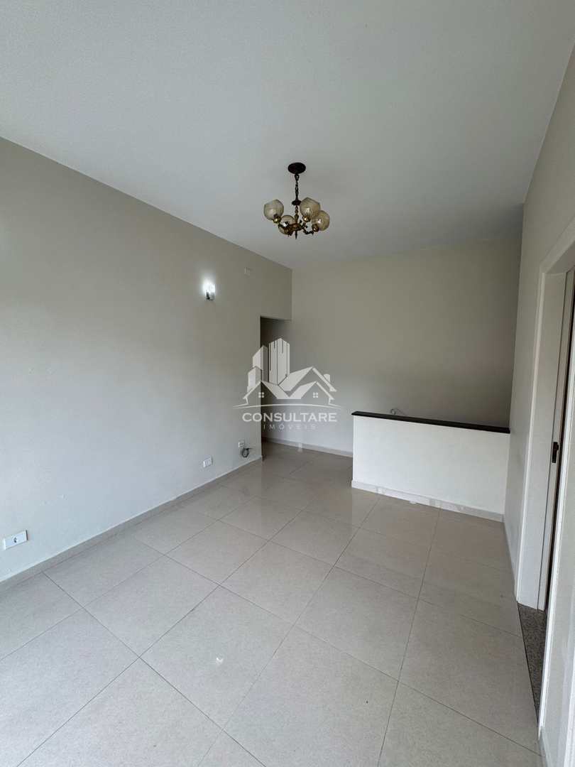 Casa para alugar com 3 quartos, 120m² - Foto 3