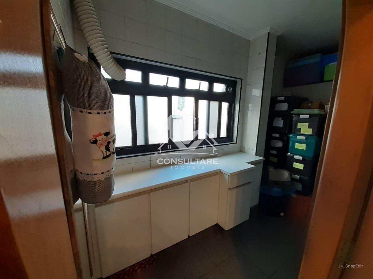 Apartamento à venda com 3 quartos, 187m² - Foto 31