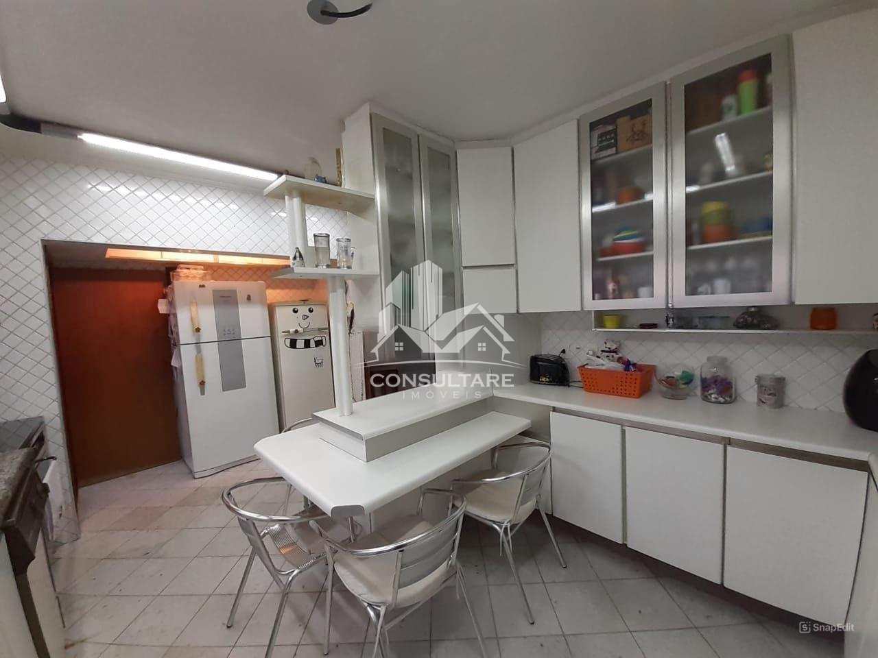 Apartamento à venda com 3 quartos, 187m² - Foto 29